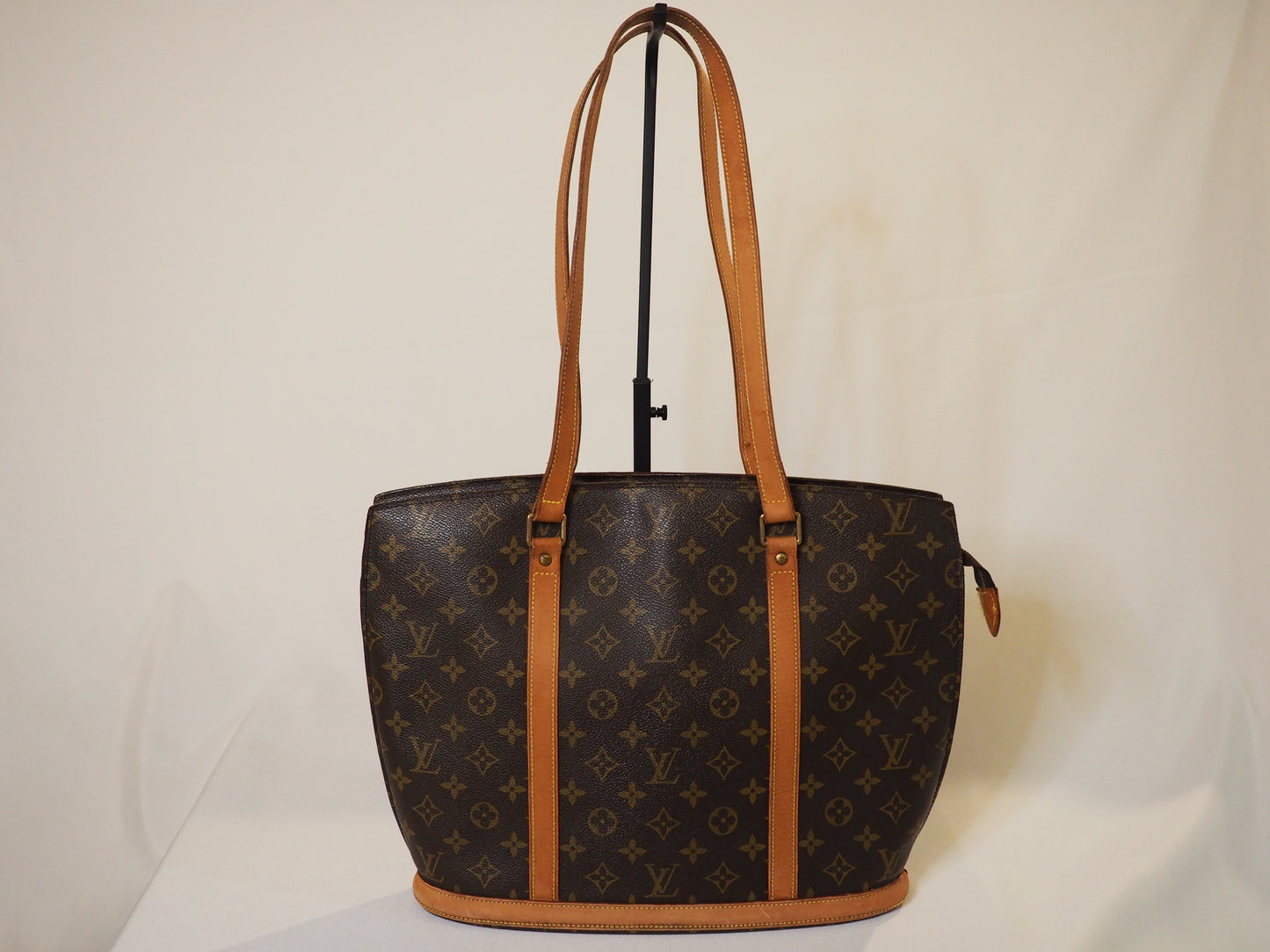 Louis Vuitton Babylone Tote