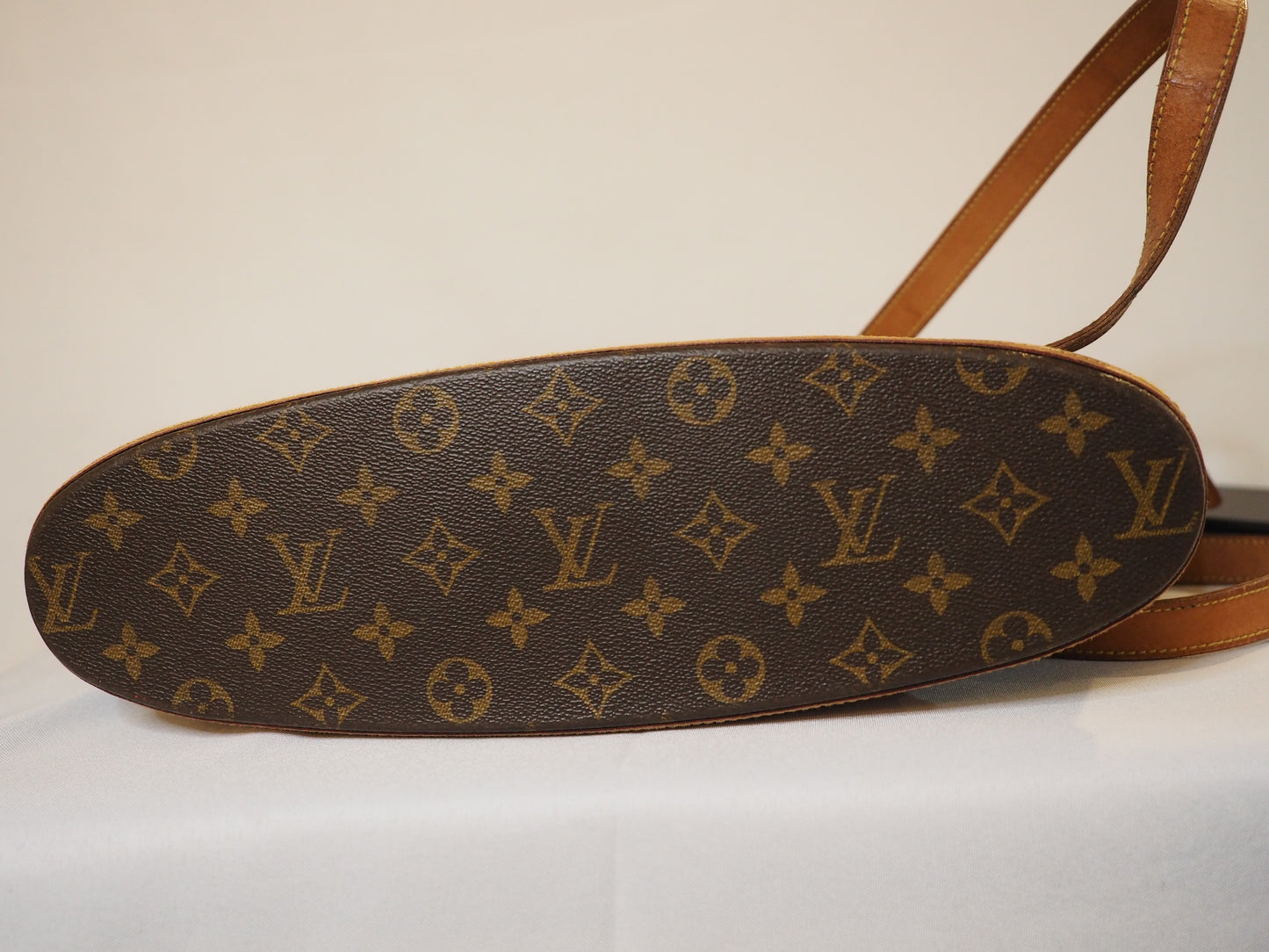 Louis Vuitton Babylone Tote